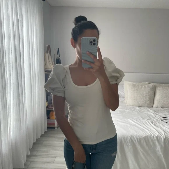 Reformation White Puff Short Sleeve Top - Picture 5 of 6